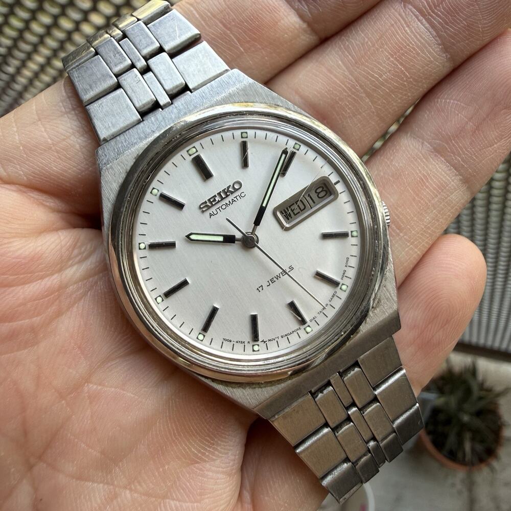 Vintage Seiko 7009-3159 Automatic 17 Jewel Day Date Silver Dial Men's Watch 36mm